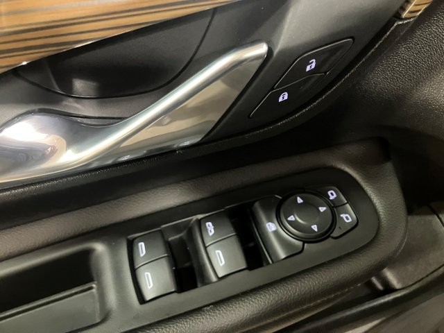 2021 GMC Terrain SLE - Photo 9